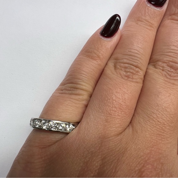 Tiffany & Co. Setting Wedding Platinum Band with Diamonds - Picture 5 of 12